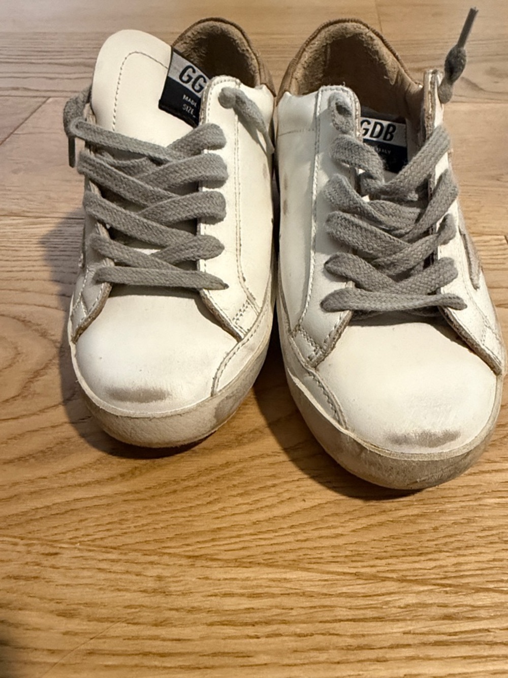 Golden Goose White Leather Sneakers with Gray Star and Laces - Picture 8 of 10